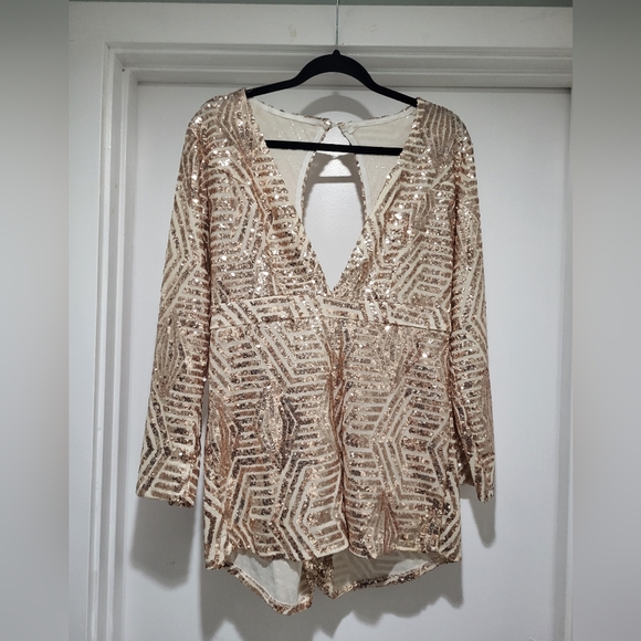 Gold sequin romper size XL - Picture 2 of 9
